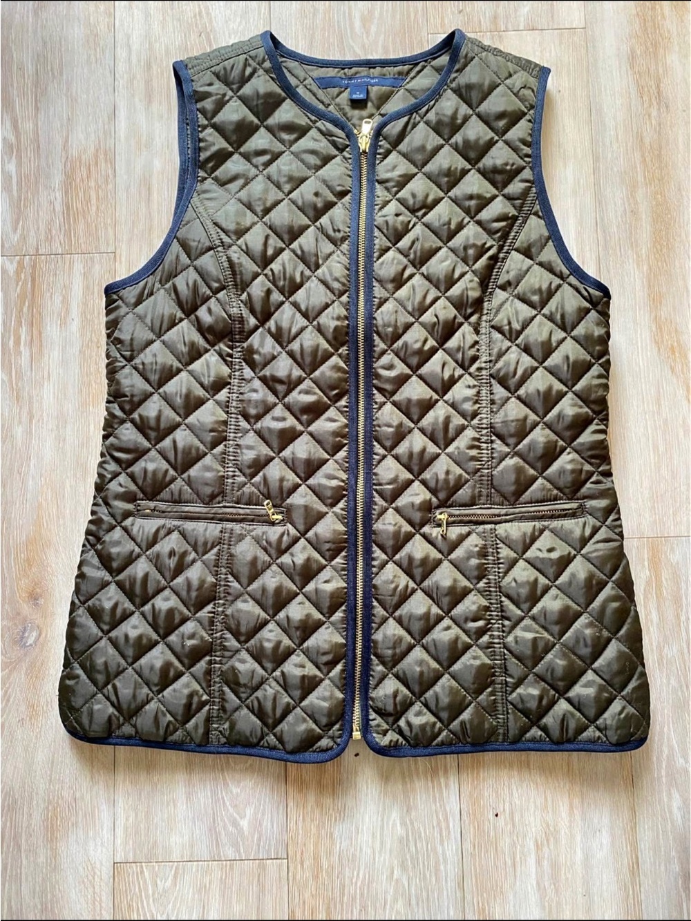 Tommy Hilfiger Olive Quilted Sleeveless Vest with Navy Trim